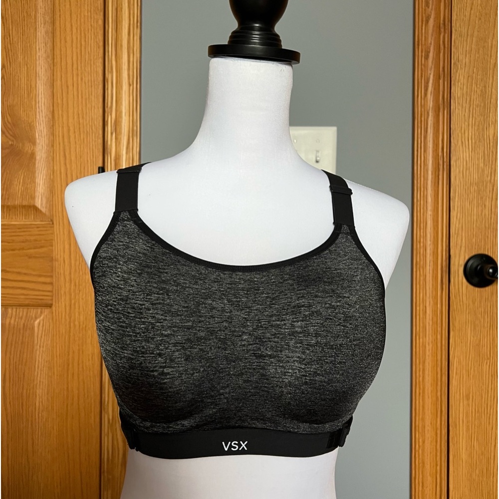 VSX Sports Bra 36c. Padded high support bra